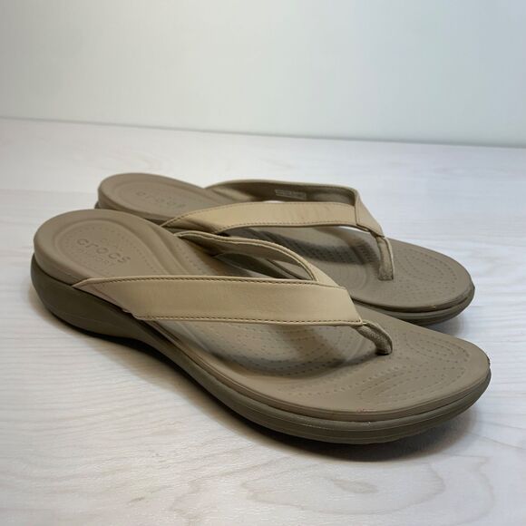 Crocs Capri V Women Size 10 Tan Lightweight Flip Flop Thong Sandals Shoes 202502 - Picture 1 of 12